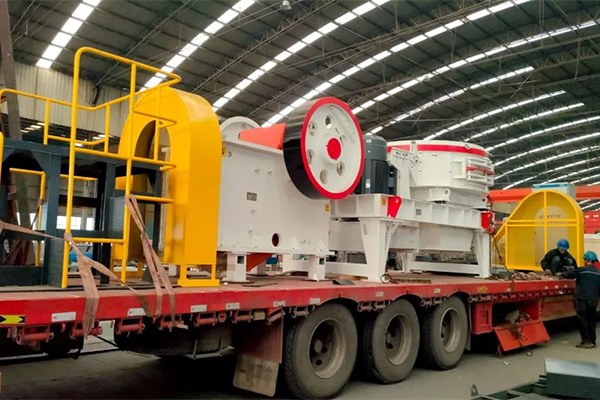 甘肅時產300噸砂石破碎生產線01